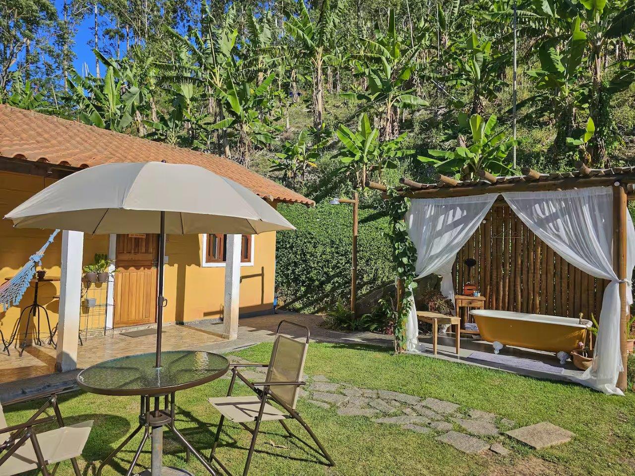 28240583-b41d-4014-baed-37a255658600